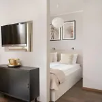 Rodzinne Z Parkingiem Sky Tower Centrum By Renters 아파트