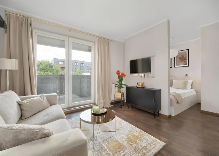 Rodzinne Z Parkingiem Sky Tower Centrum By Renters