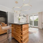 アパート Rodzinne Z Parkingiem Sky Tower Centrum By Renters *