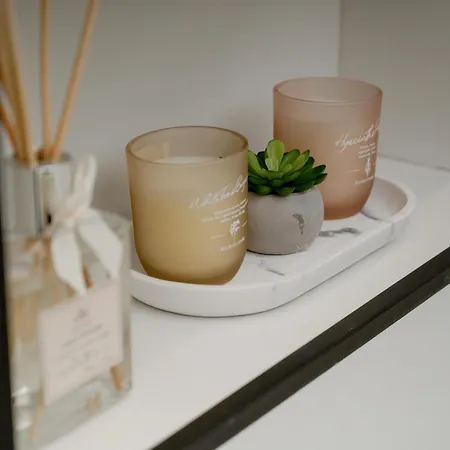 アパート Rodzinne Z Parkingiem Sky Tower Centrum By Renters ヴロツワフ