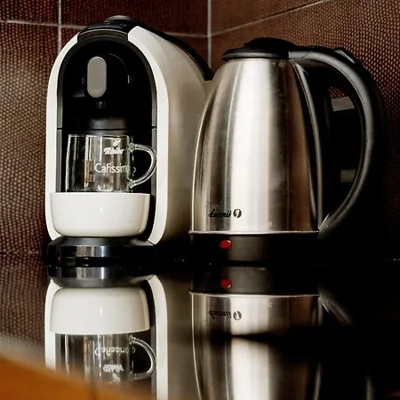 Rodzinne Z Parkingiem Sky Tower Centrum By Renters شقة فروتسواف